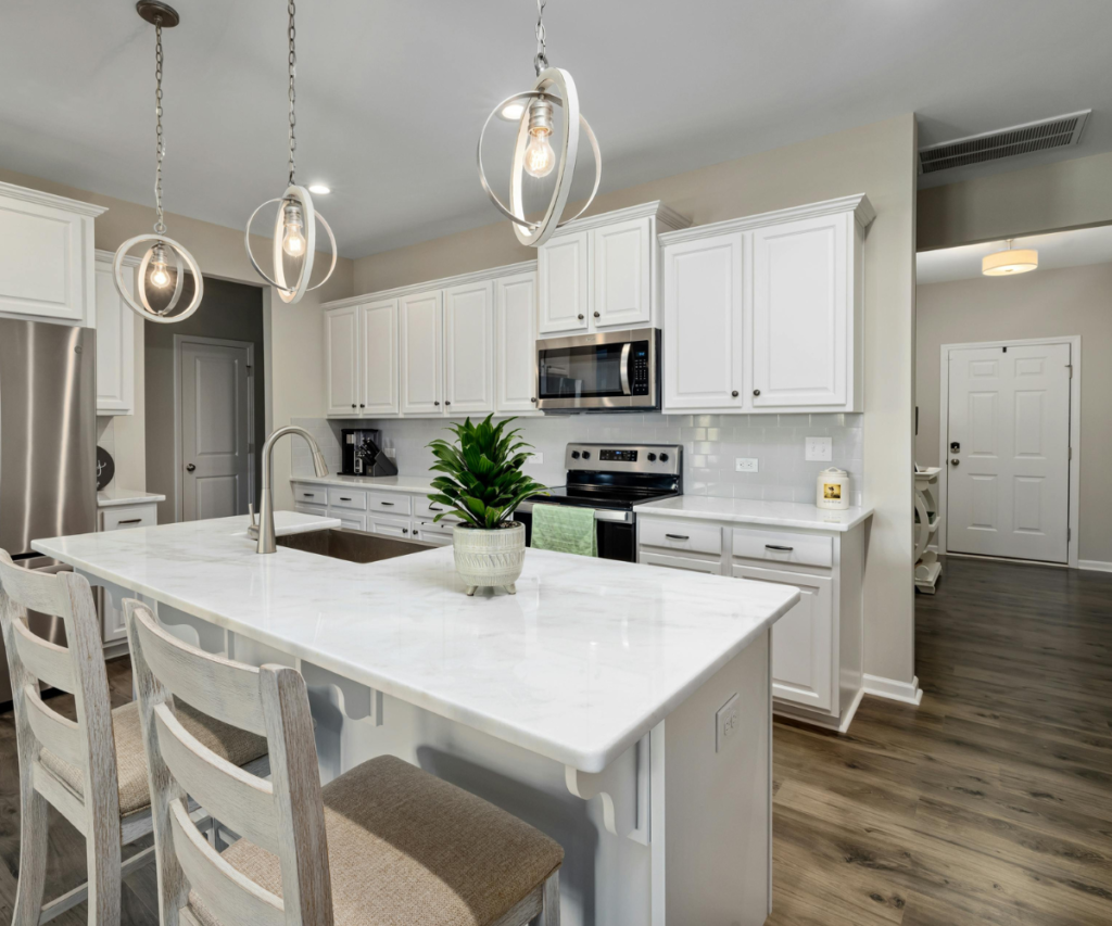 White Kitchen Cabinets With Hardwood Floors