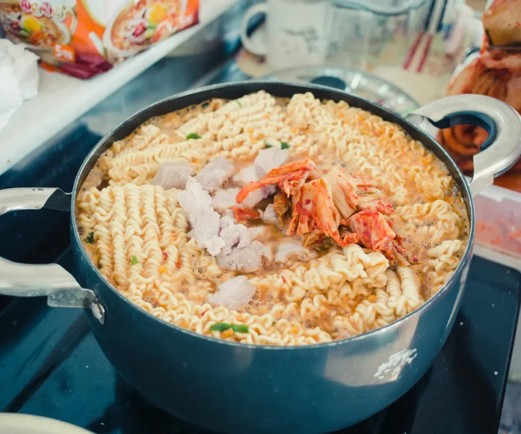 Ramen Cooker With Automatic Turn Off After Cooked